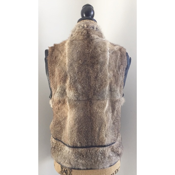 SPI 25 Sandy Pino genuine rabbit fur with bag vest - Picture 3 of 8